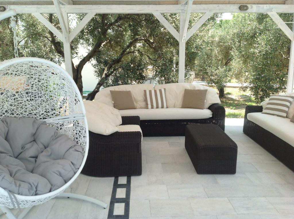 Alónnisos Chiqui Luxury Apartments מראה חיצוני תמונה
