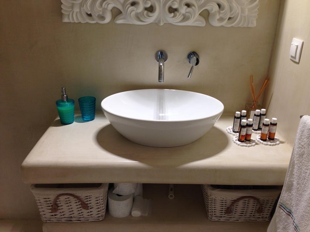 Alónnisos Chiqui Luxury Apartments מראה חיצוני תמונה